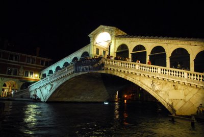 grand canal at night