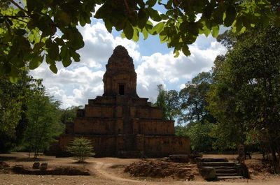 baksei chamkrong angkor