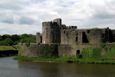 caerphilly castle uk