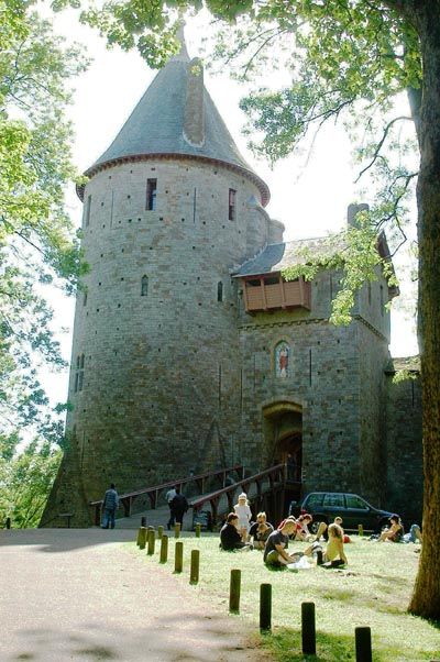 castell coch cardiff