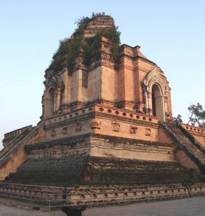 wat chedi luang