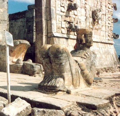 chichen itza maya