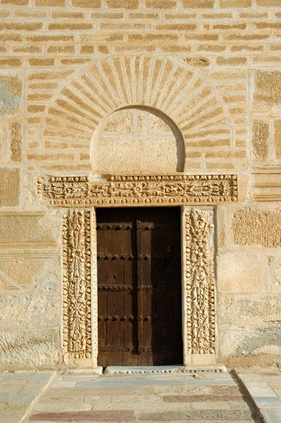 mosque kairouan tunisia