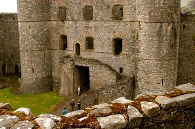 harlech castle built