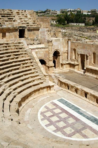 jerash north theatre