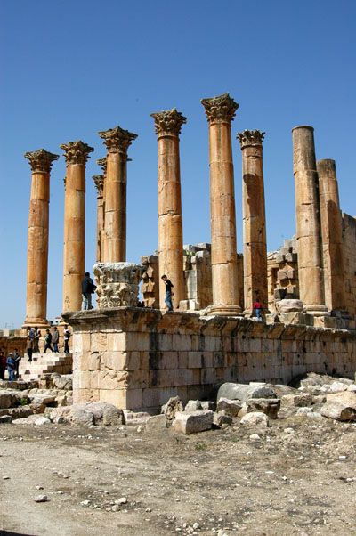 jerash temple of artemis
