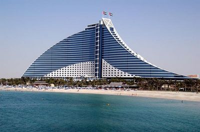 jumeirah beach hotel