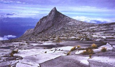 climbing mount kinabalu