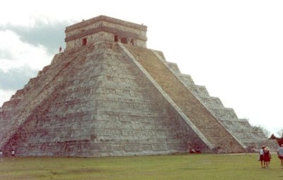 kukulkan temple pyramid