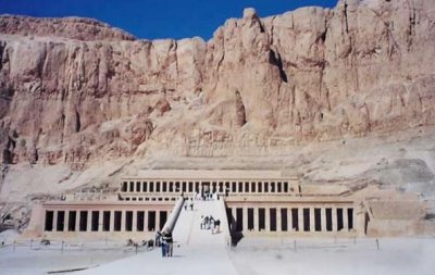 queen hatshepsut temple