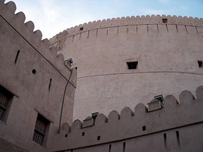 nizwa fort location