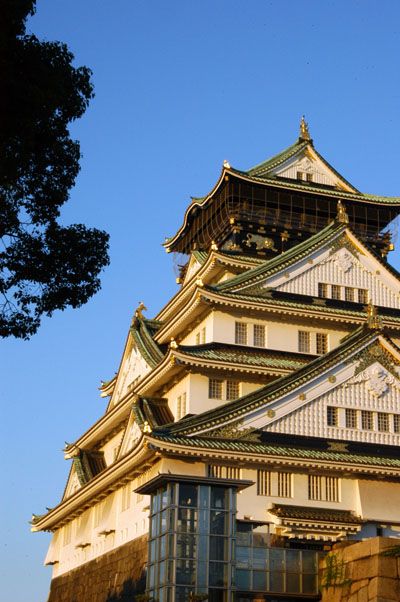 the osaka castle