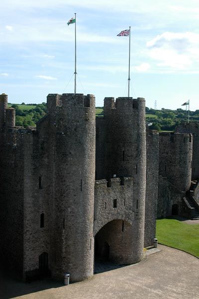 pembroke castle uk