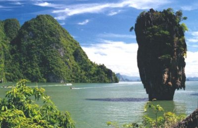 james bond island