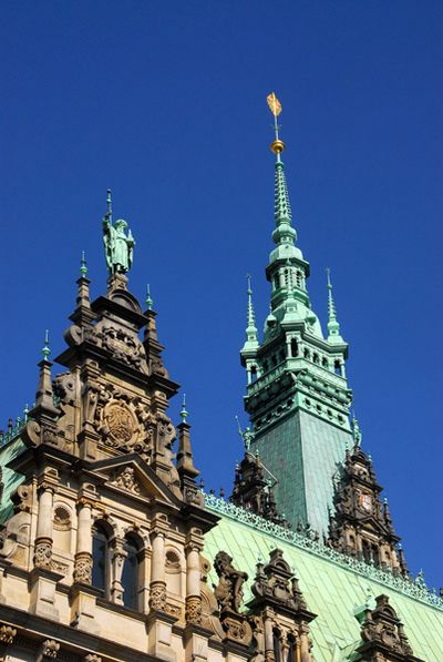 hamburg town hall