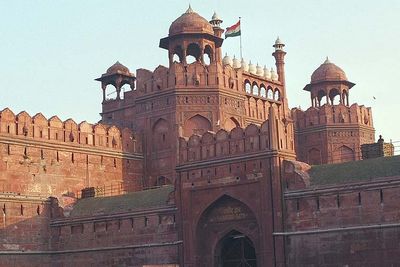 red fort in delhi