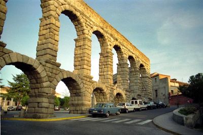 roman aqueduct