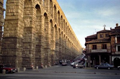 roman aqueduct segovia