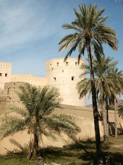 rustaq fort