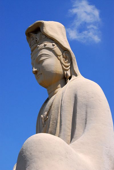 ryozen kannon statue