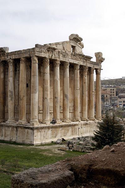 temple of bacchus at baalbek