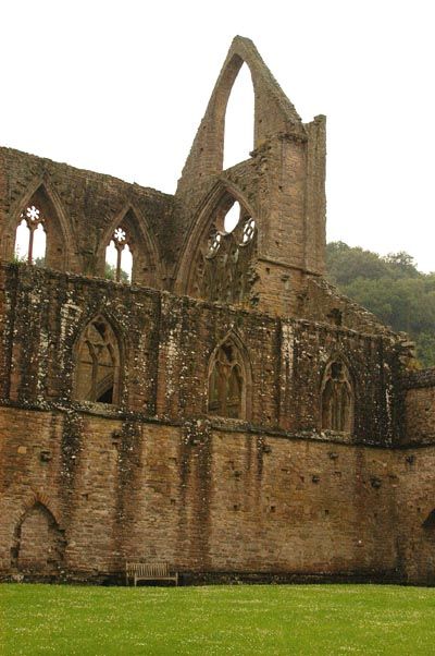 tintern abbey facts