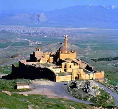 ishak pasha palace