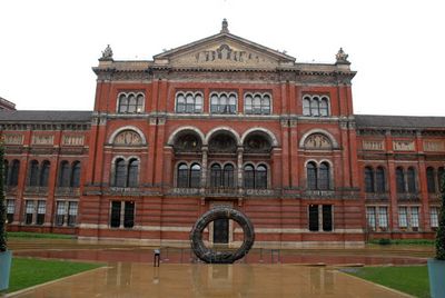 victoria and albert museum