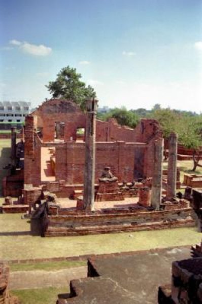 building at wat ratchaburana